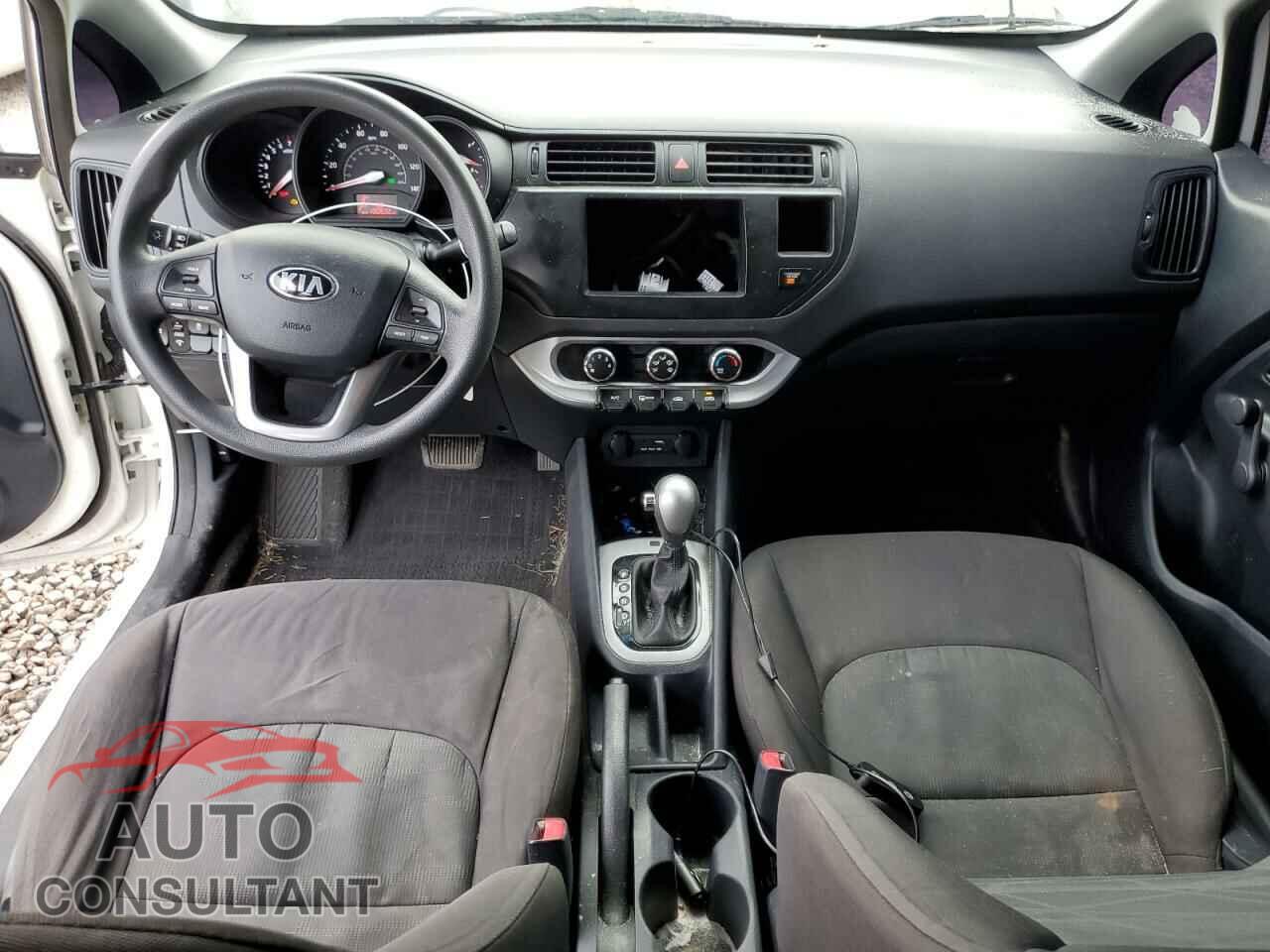 KIA RIO 2015 - KNADM4A37F6501086