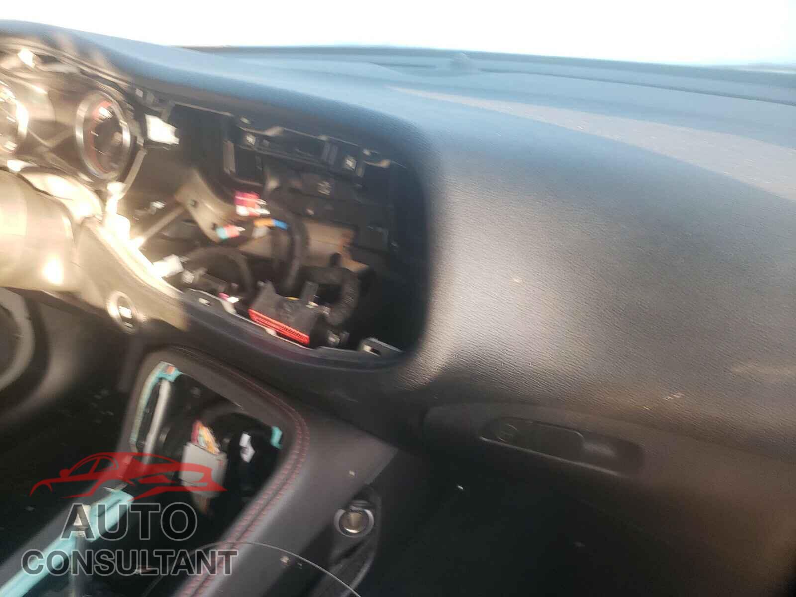 DODGE CHALLENGER 2019 - 2C3CDZFJ2KH667659