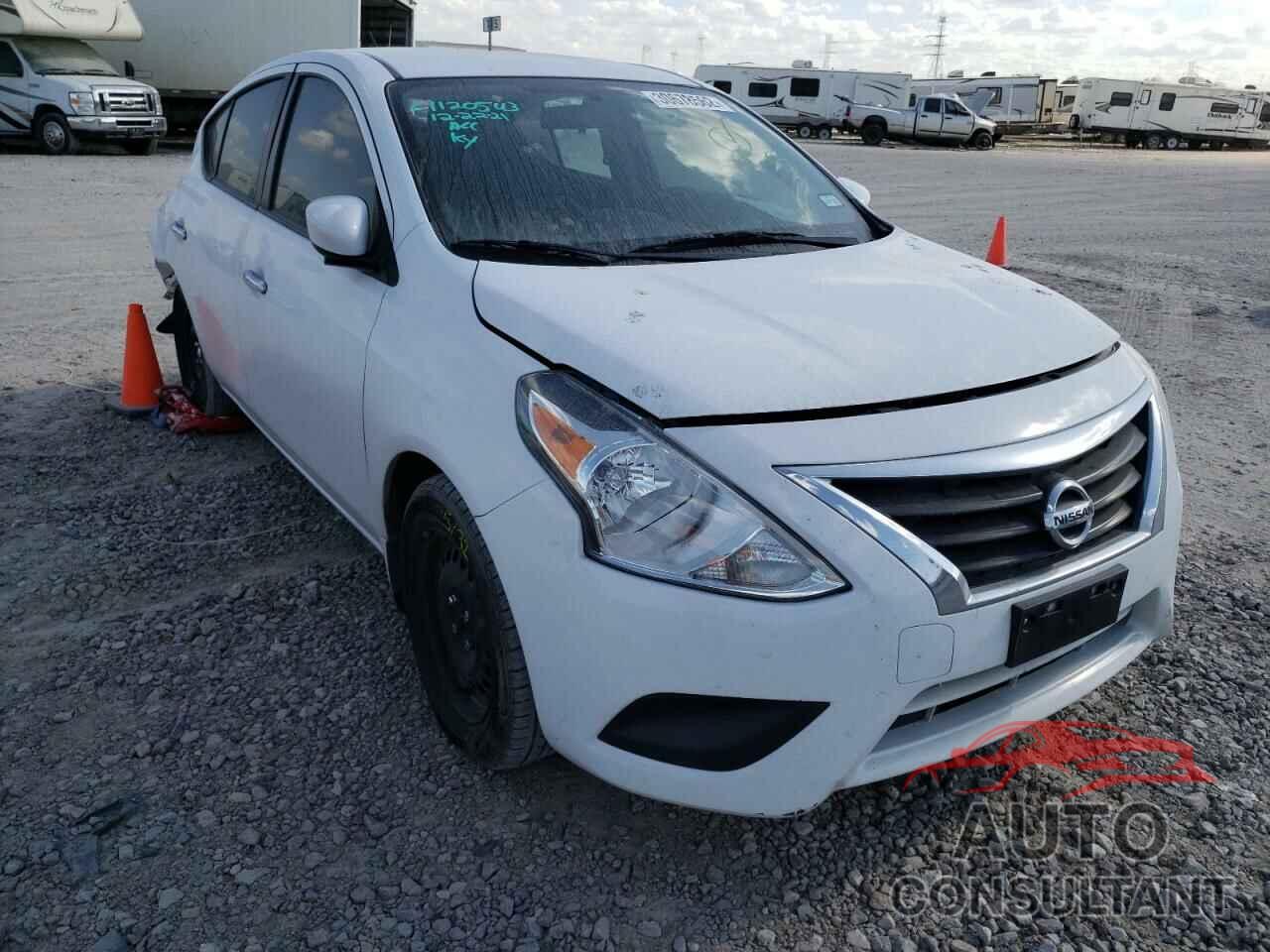 NISSAN VERSA 2017 - 3N1CN7AP8HL903243