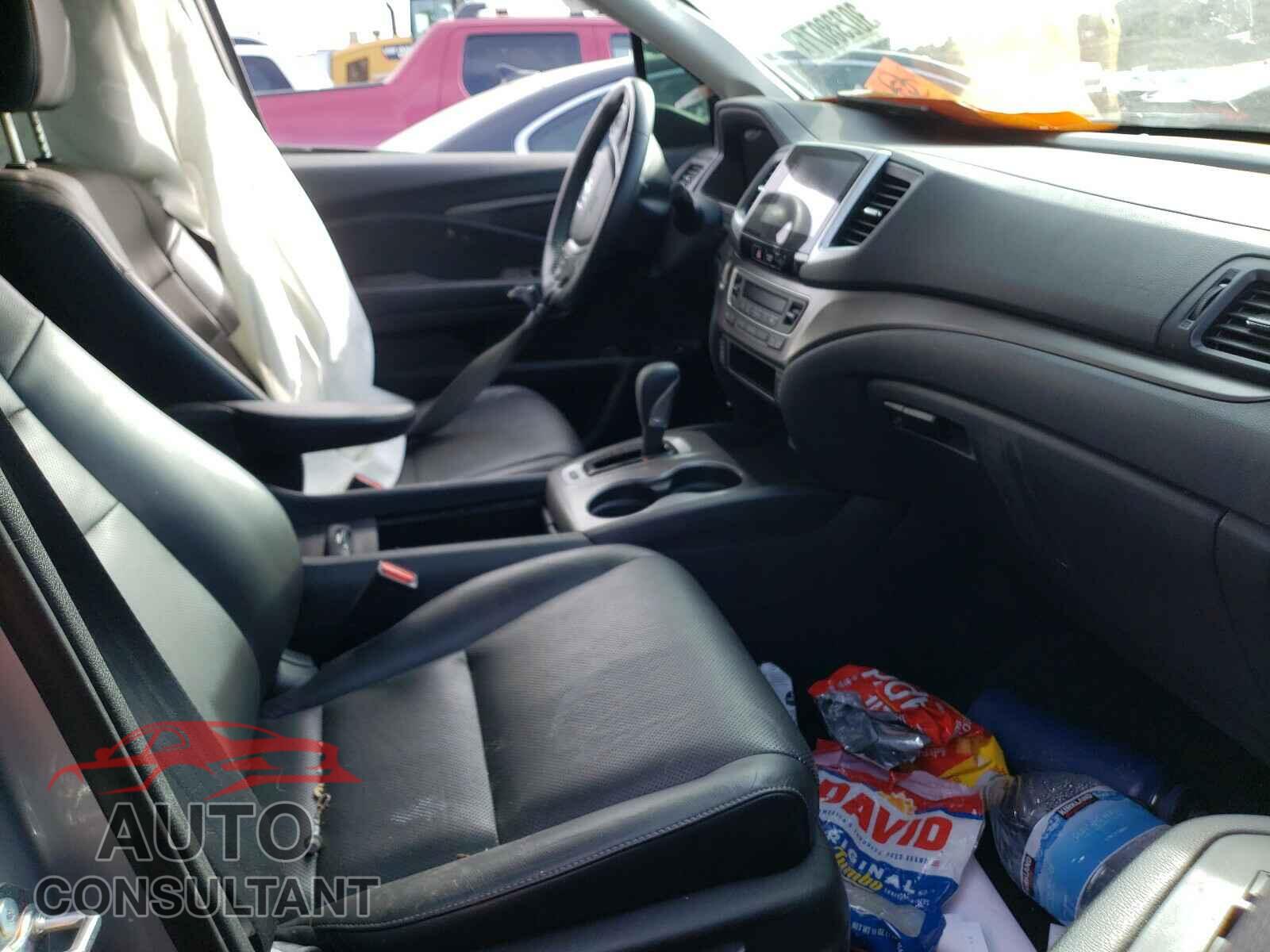 HONDA RIDGELINE 2017 - 5FPYK3F6XHB022098