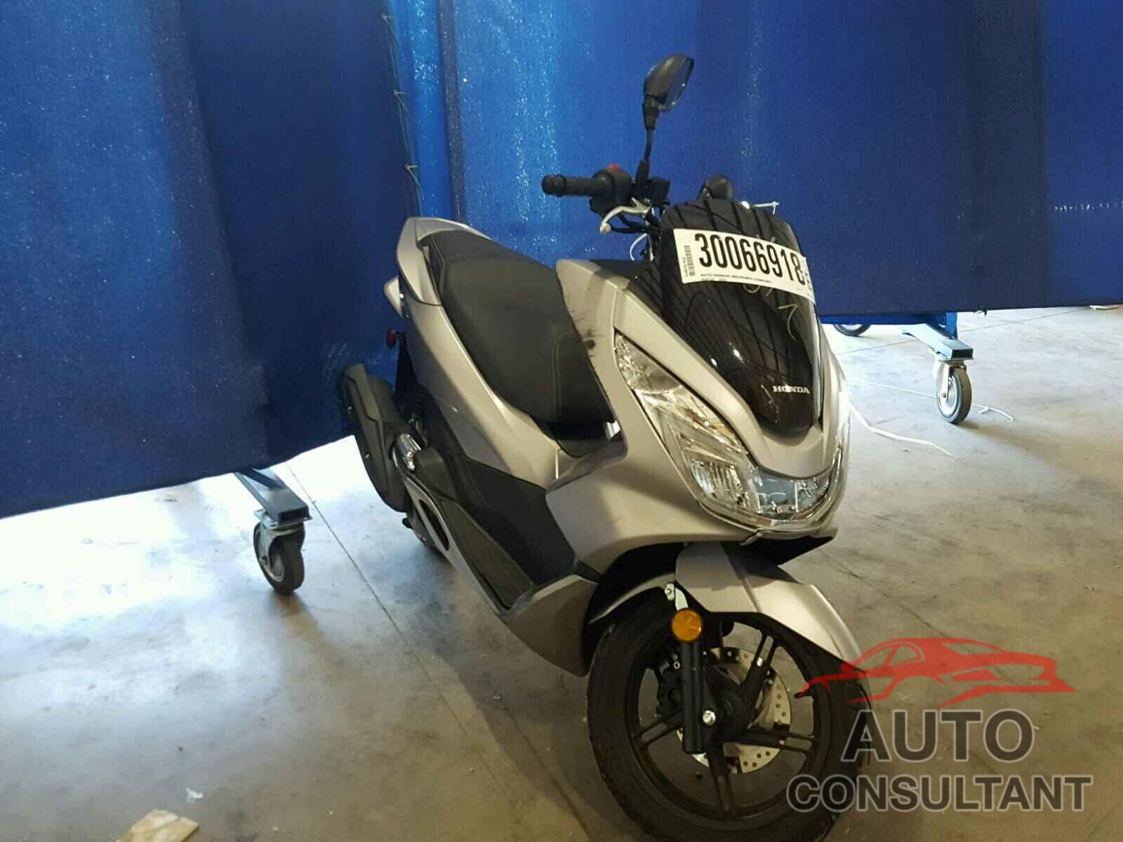 HONDA SCOOTER 2016 - RLHKF1806GY101556
