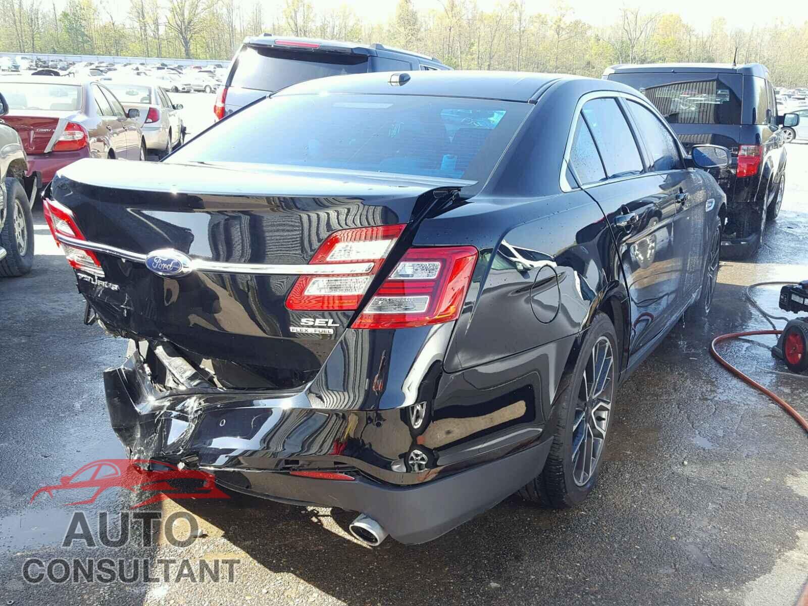 FORD TAURUS 2017 - 1FAHP2E86HG120578