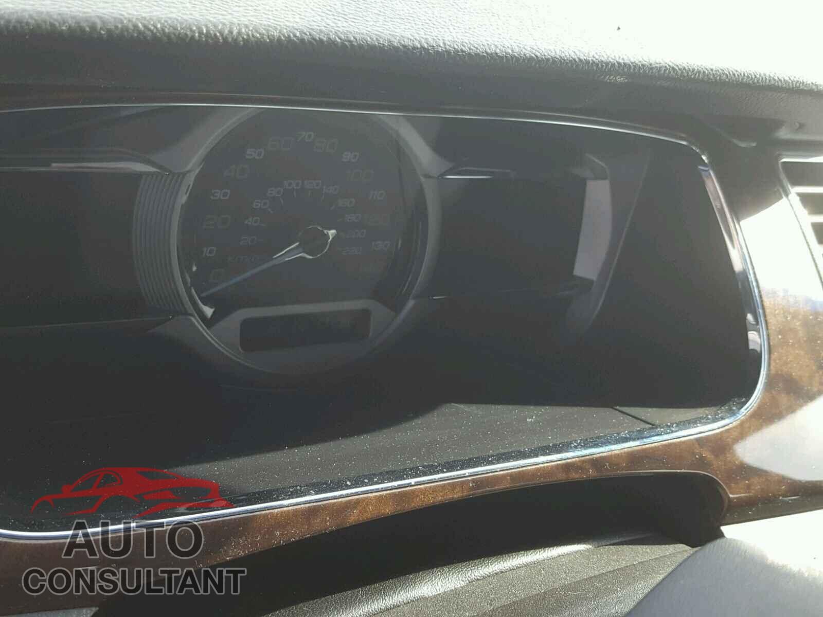 FORD TAURUS 2017 - KNDPMCAC0L7788318
