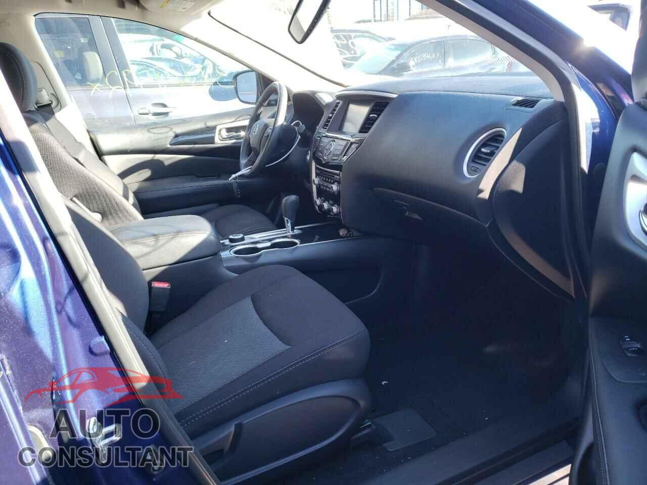 NISSAN PATHFINDER 2019 - 5N1DR2MM2KC616053