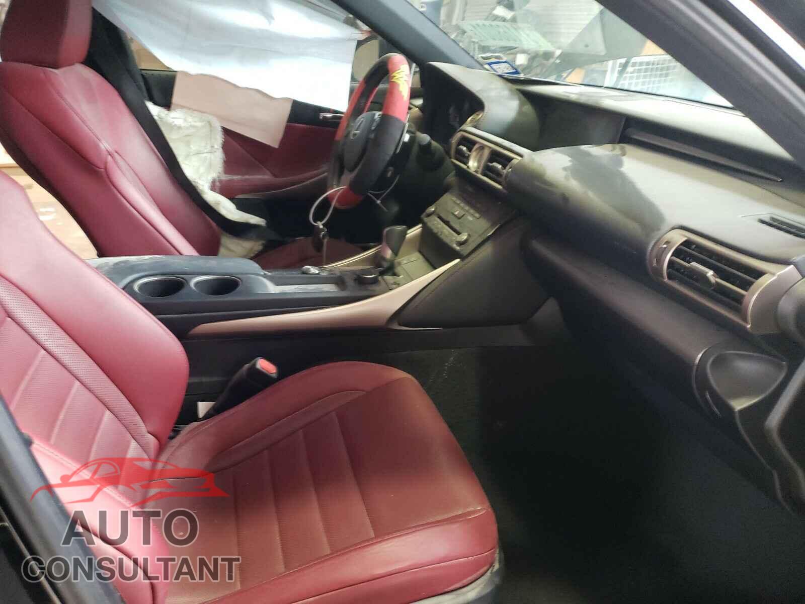 LEXUS IS 2016 - JTHBA1D21G5001175