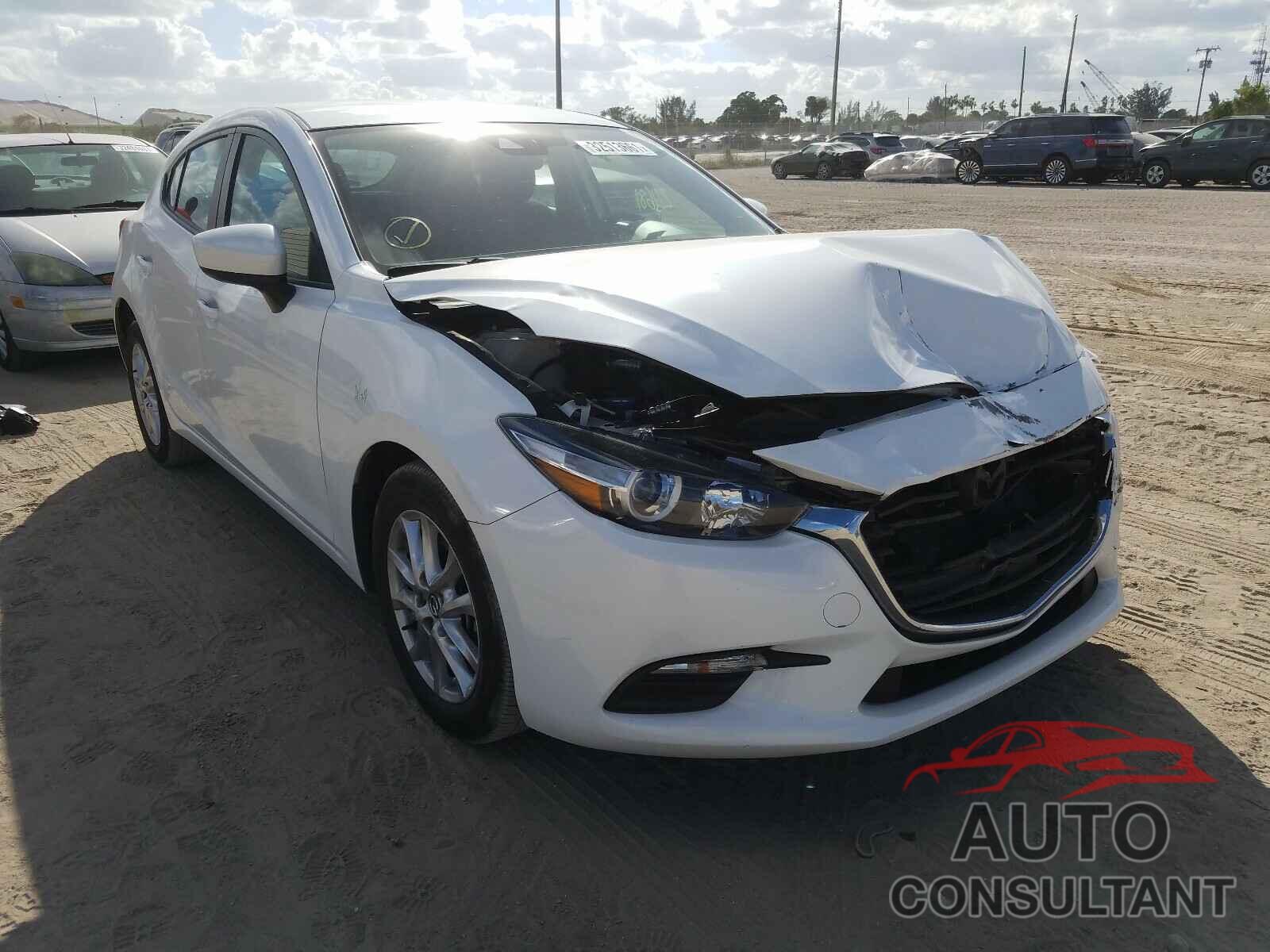 MAZDA 3 2018 - 3MZBN1K75JM232714