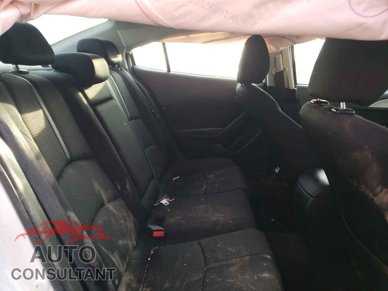 MAZDA 3 2017 - 3MZBN1U72HM132190