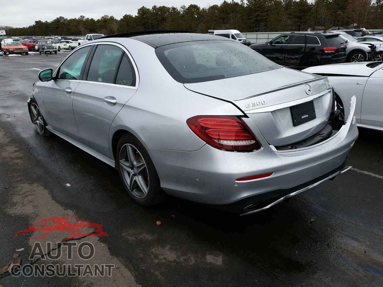 MERCEDES-BENZ E CLASS 2017 - WDDZF4KB3HA208249
