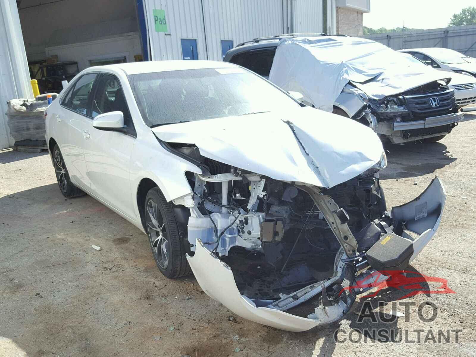TOYOTA CAMRY 2015 - 4T1BF1FK7FU083820