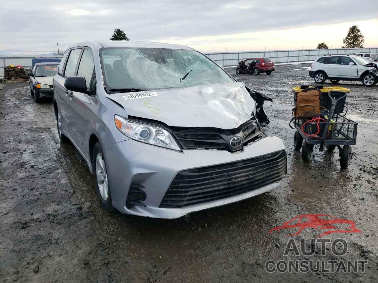 TOYOTA SIENNA 2018 - 5TDZZ3DC5JS901365