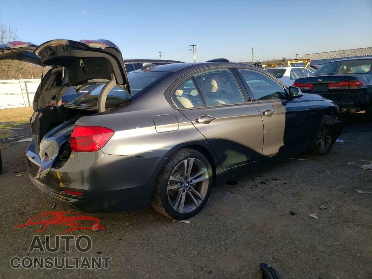 BMW 3 SERIES 2016 - WBA8E3G58GNU03032