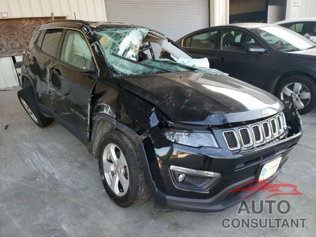 JEEP COMPASS 2018 - 3C4NJCBB5JT359027