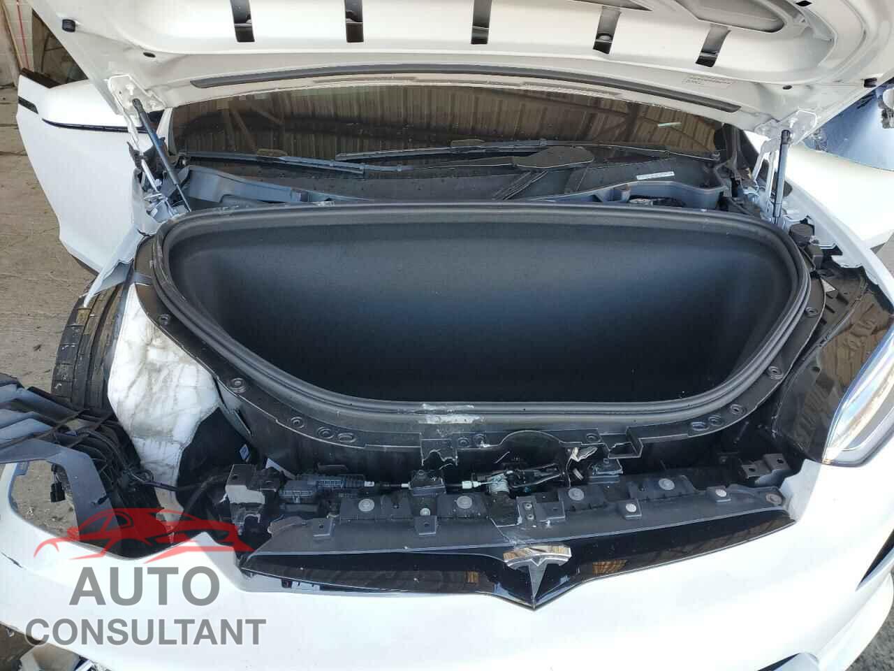 TESLA MODEL X 2022 - 7SAXCBE66NF340862
