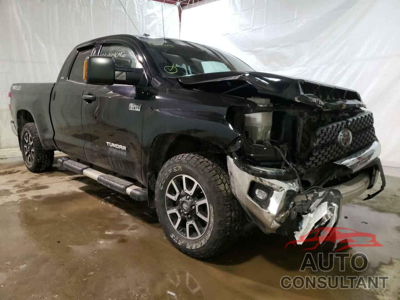 TOYOTA TUNDRA 2018 - 5TFUY5F19JX680173