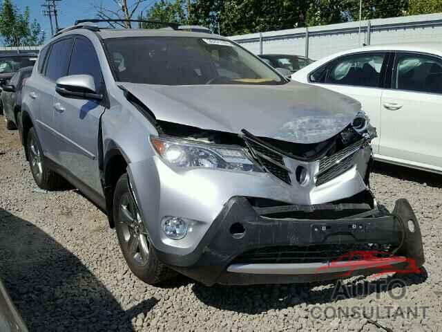 TOYOTA RAV4 2015 - JTMRFREV9FD141732