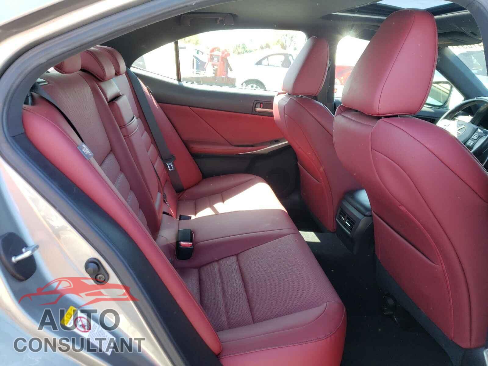 LEXUS IS 2018 - JTHBA1D29J5081476
