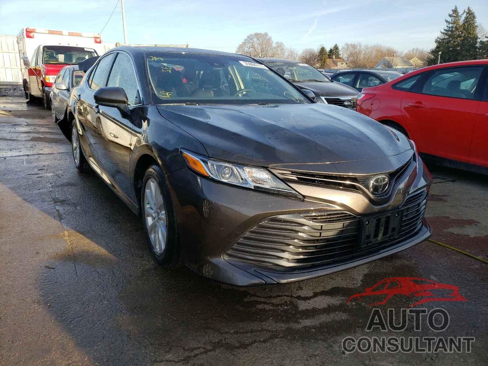 TOYOTA CAMRY 2018 - JTNB11HK0J3005101