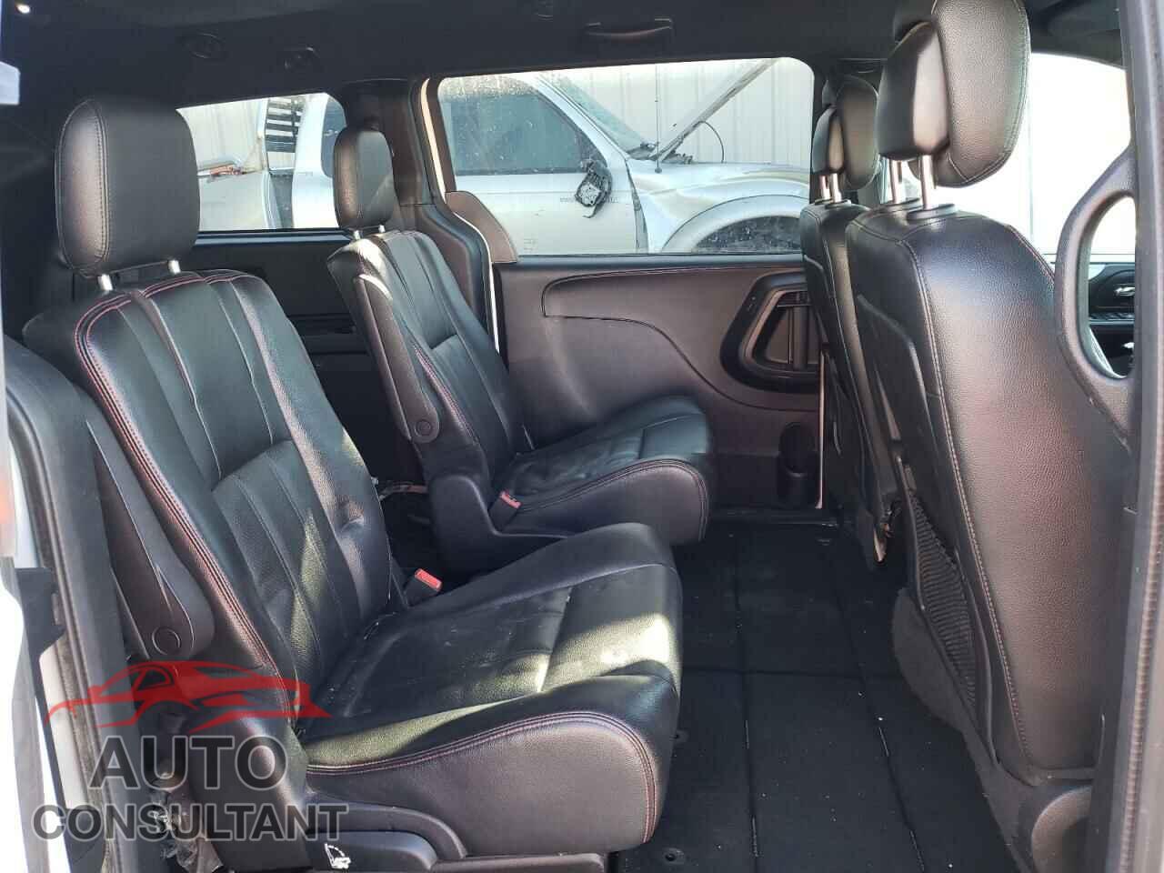 DODGE CARAVAN 2016 - 2C4RDGEG1GR250048