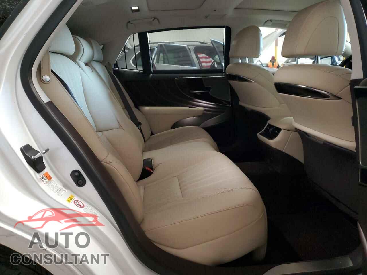 LEXUS LS500 2018 - JTHC5LFF2J5000712