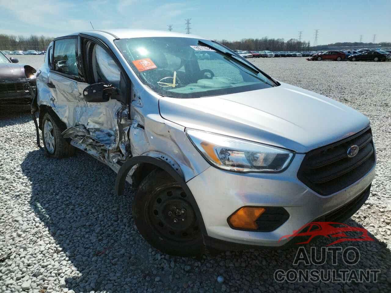 FORD ESCAPE 2017 - 1FMCU0F79HUC28486
