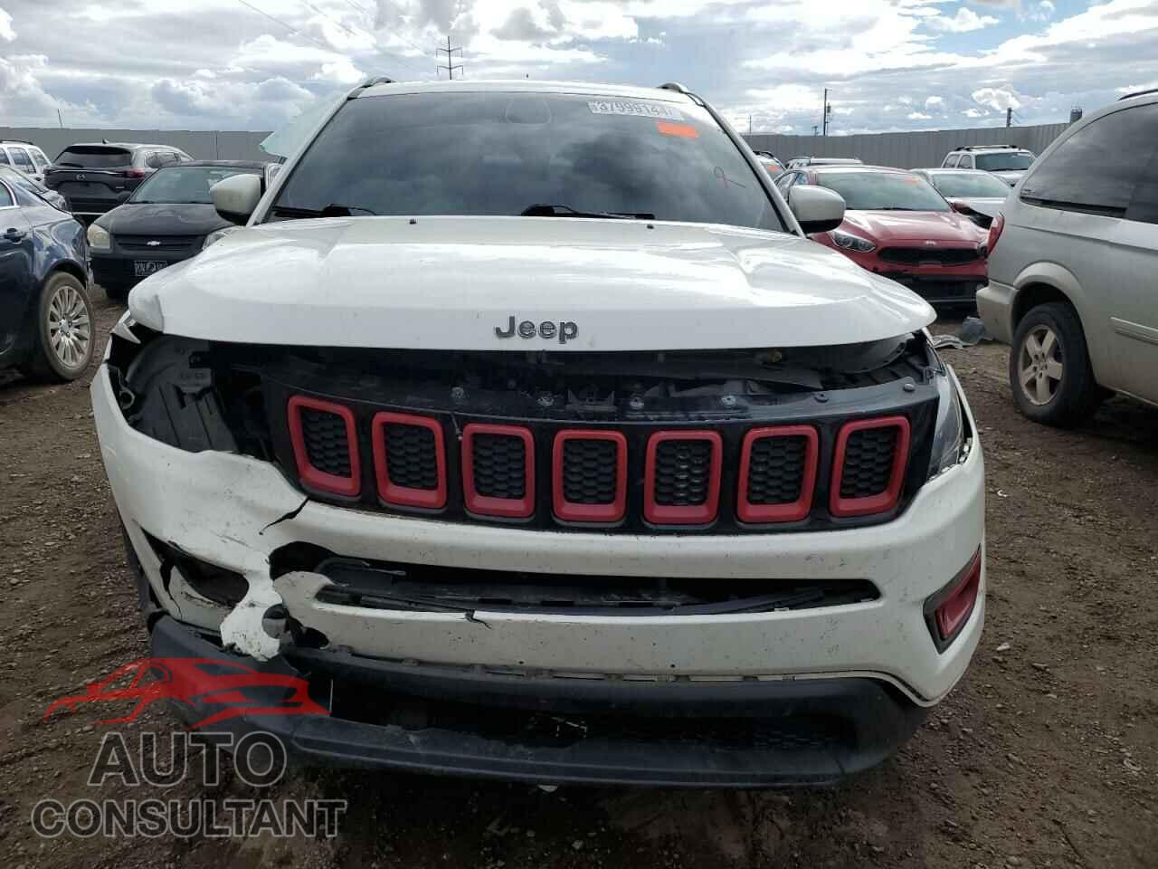 JEEP COMPASS 2018 - 3C4NJDBB1JT239330