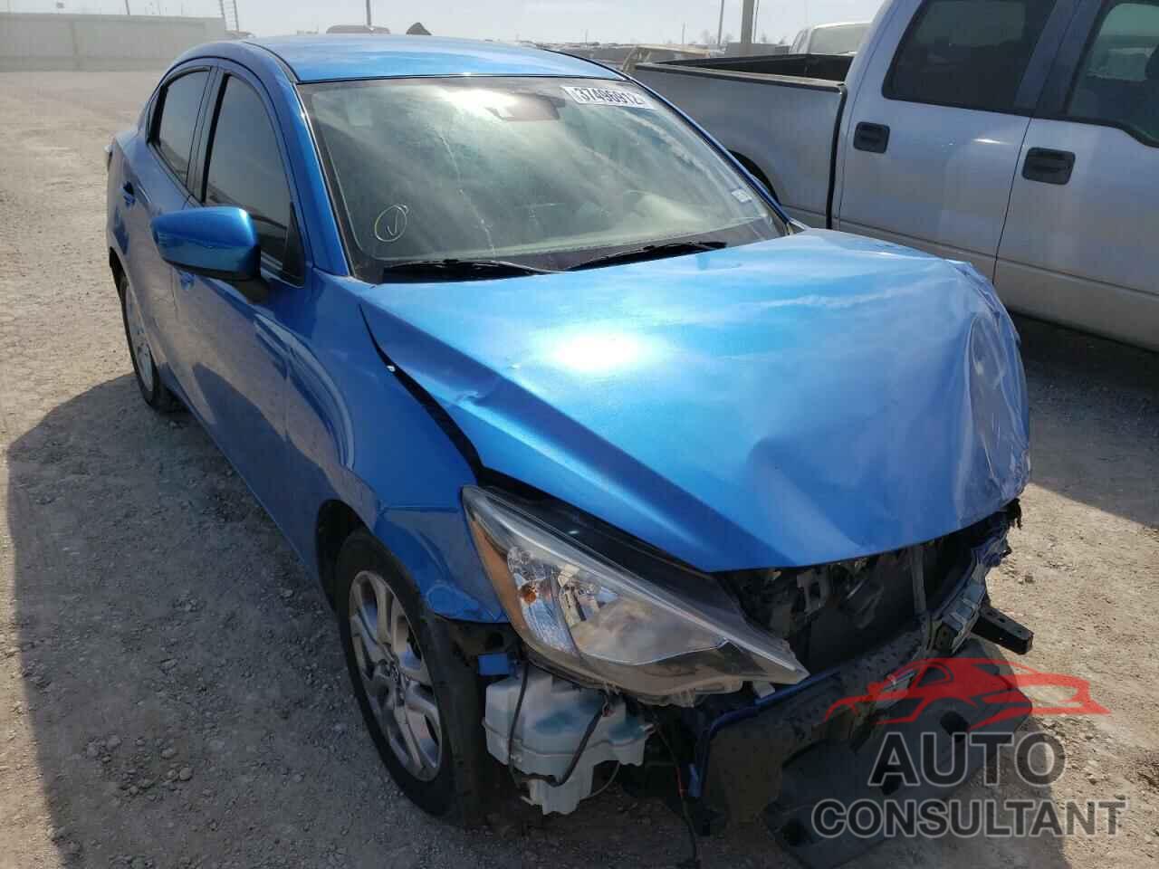 TOYOTA YARIS 2017 - 3MYDLBYV6HY180852