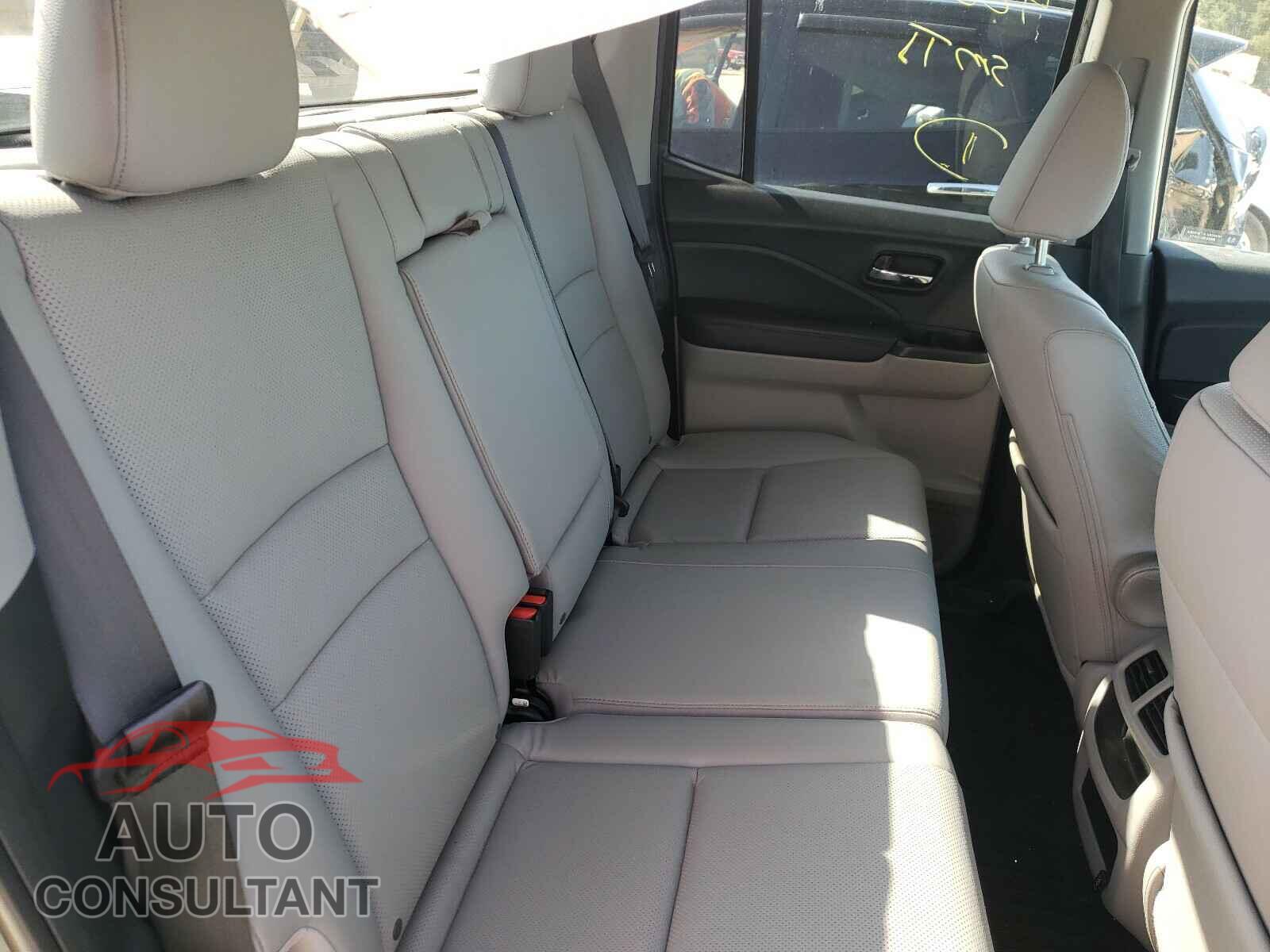 HONDA RIDGELINE 2017 - 5FPYK2F62HB007606