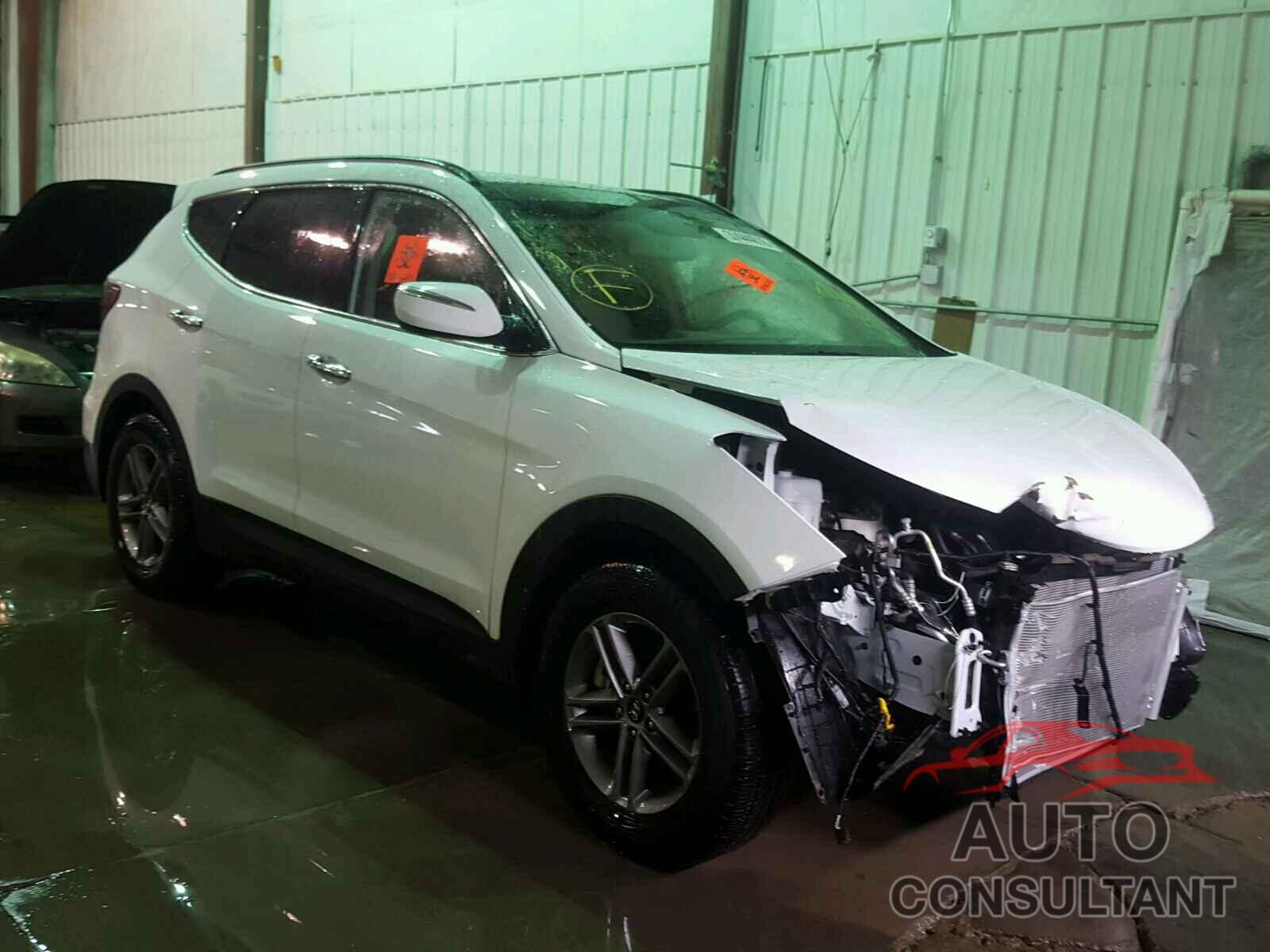 HYUNDAI SANTA FE 2018 - 5NMZUDLB8JH085137