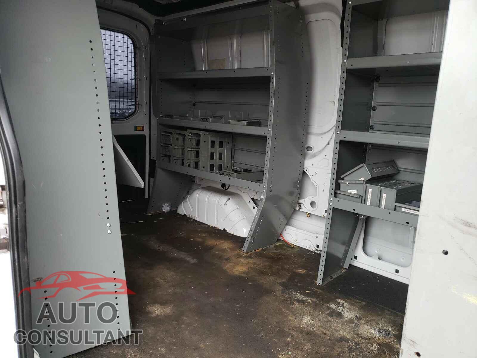 FORD TRANSIT CO 2018 - 1FTBW2CG5JKA44366