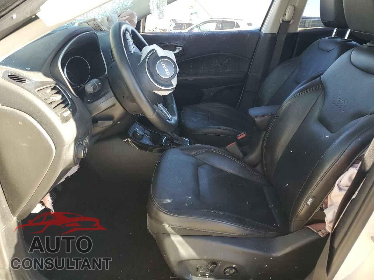 JEEP COMPASS 2018 - 3C4NJDCB6JT354682