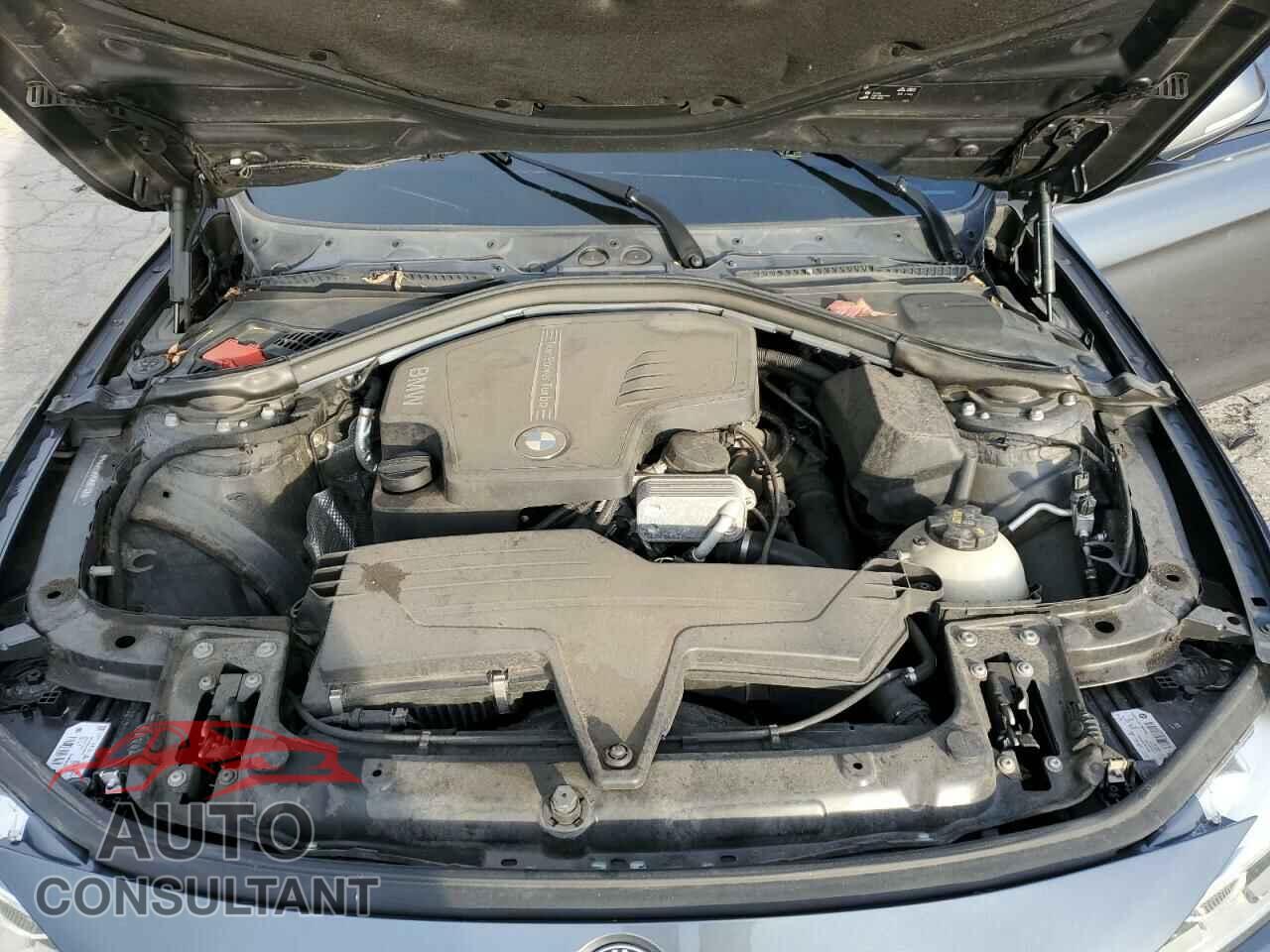 BMW 3 SERIES 2016 - WBA8E3G5XGNU01167