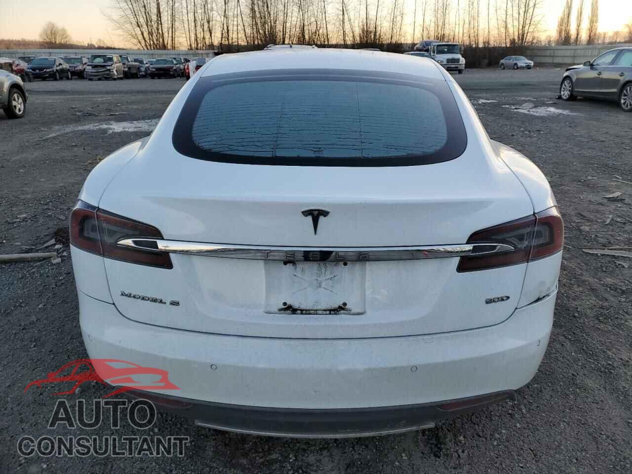 TESLA MODEL S 2016 - 5YJSA1E27GF121982