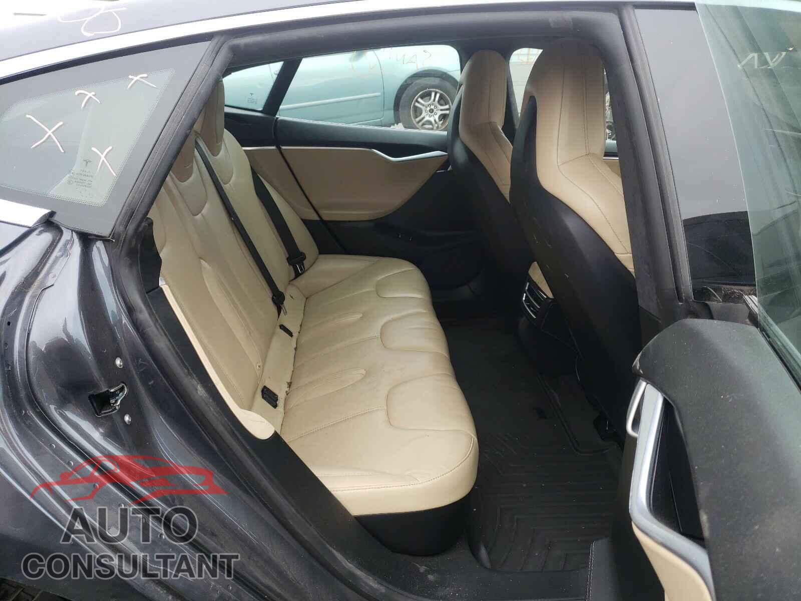 TESLA MODEL S 2016 - 5YJSA1E25GF122239
