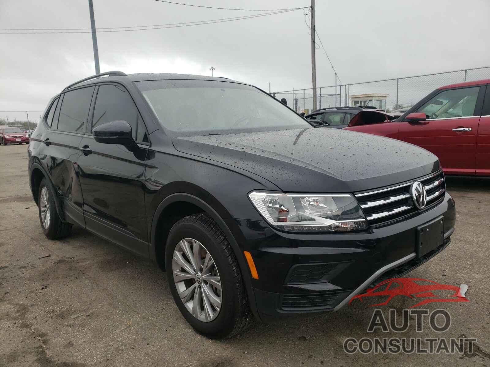 VOLKSWAGEN TIGUAN 2018 - 3VV1B7AX9JM129650