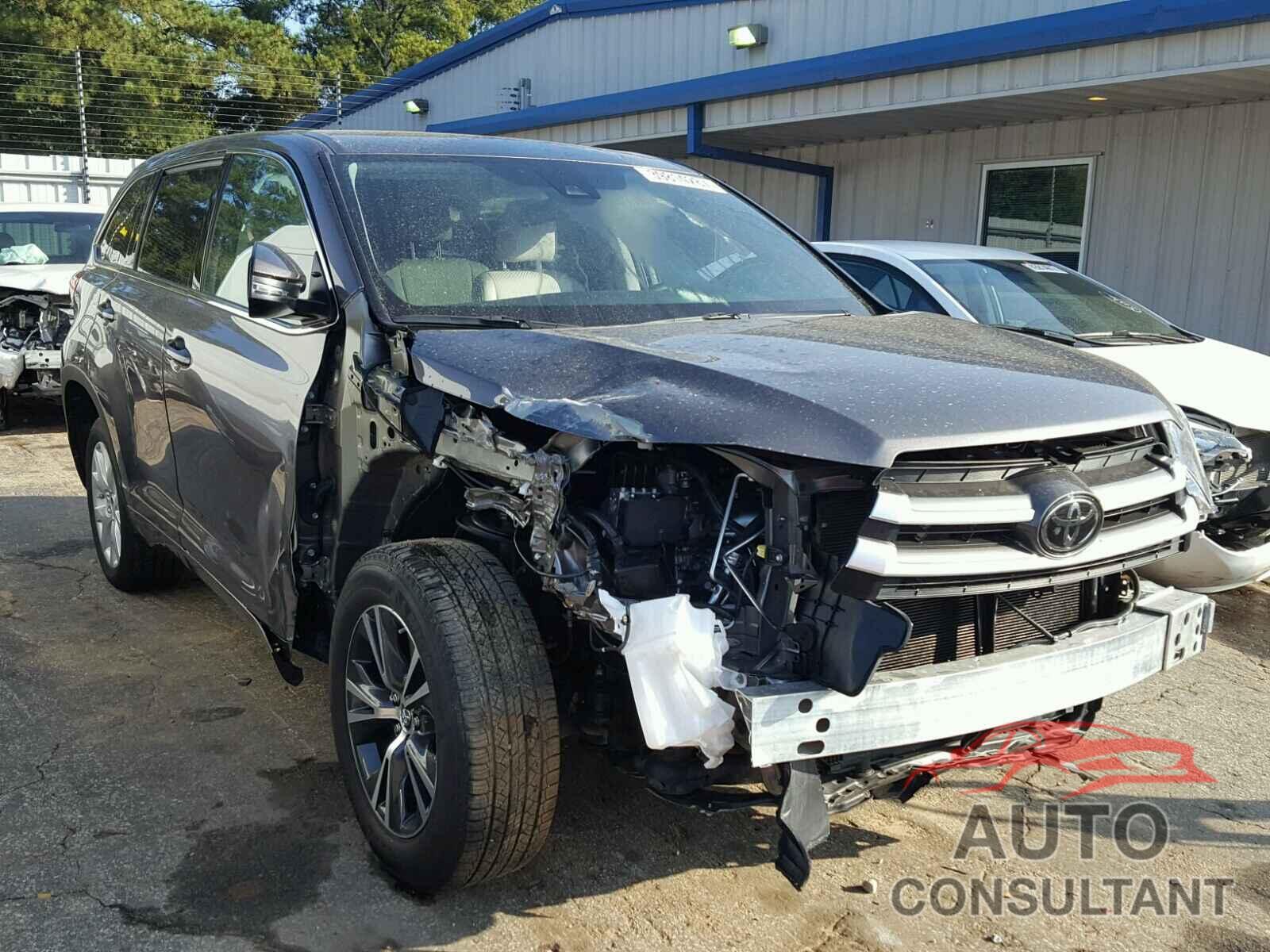 TOYOTA HIGHLANDER 2017 - 5TDZARFH5HS026883