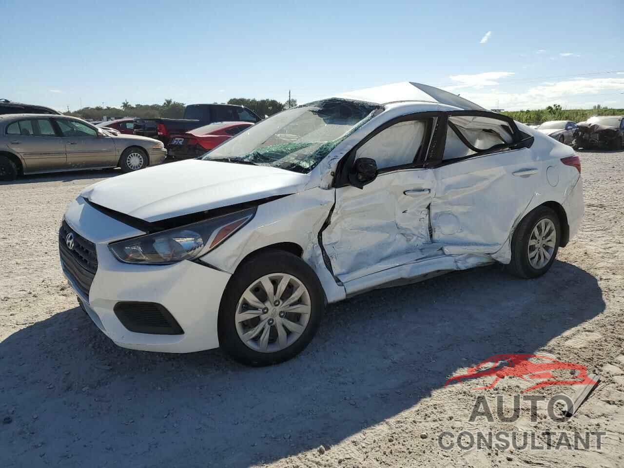 HYUNDAI ACCENT 2018 - 3KPC24A39JE022224