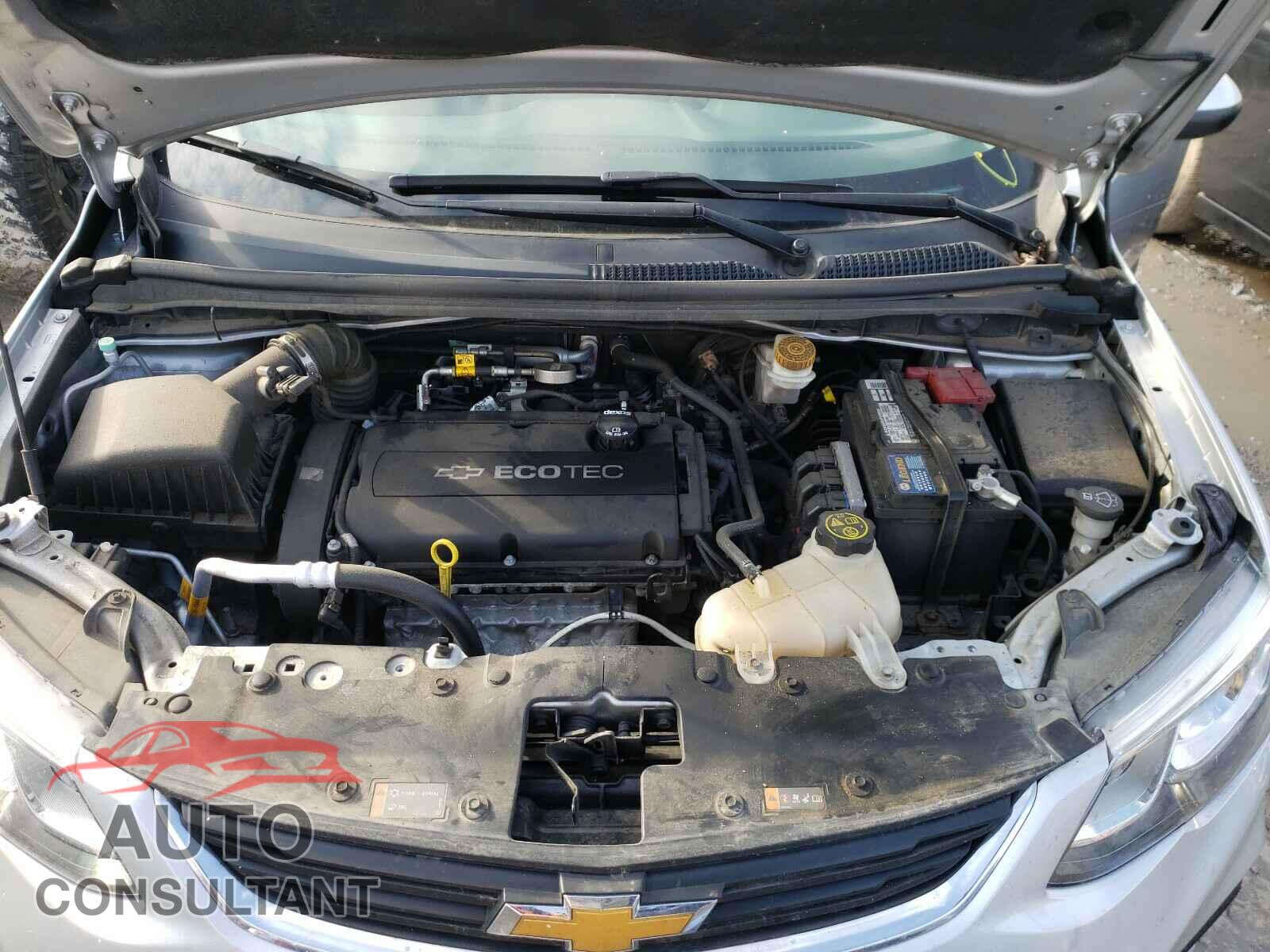 CHEVROLET SONIC 2017 - 1G1JD5SH0H4120127