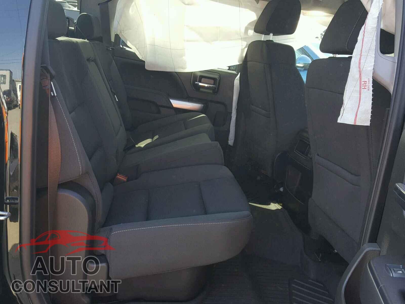 CHEVROLET SILVERADO 2017 - 1N4AL3APXGC189845