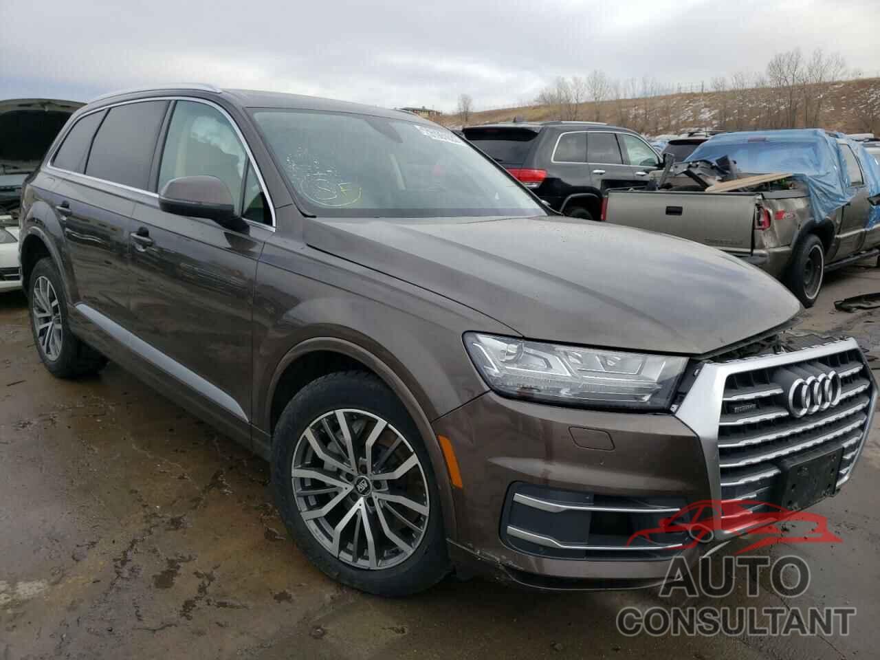 AUDI Q7 2018 - WA1VAAF75JD029091