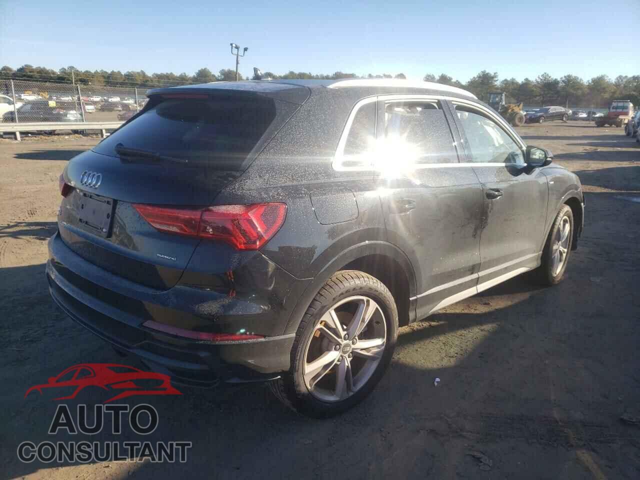AUDI Q3 2021 - WA1EECF3XM1034340