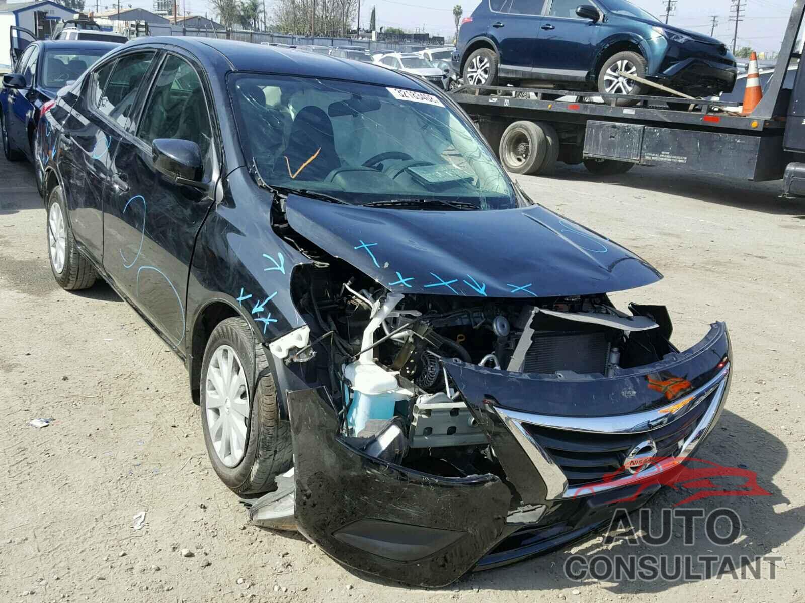 NISSAN VERSA 2017 - 3N1CN7AP0HL845340