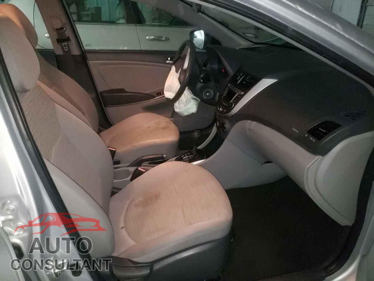 HYUNDAI ACCENT 2016 - KMHCT4AEXGU106928