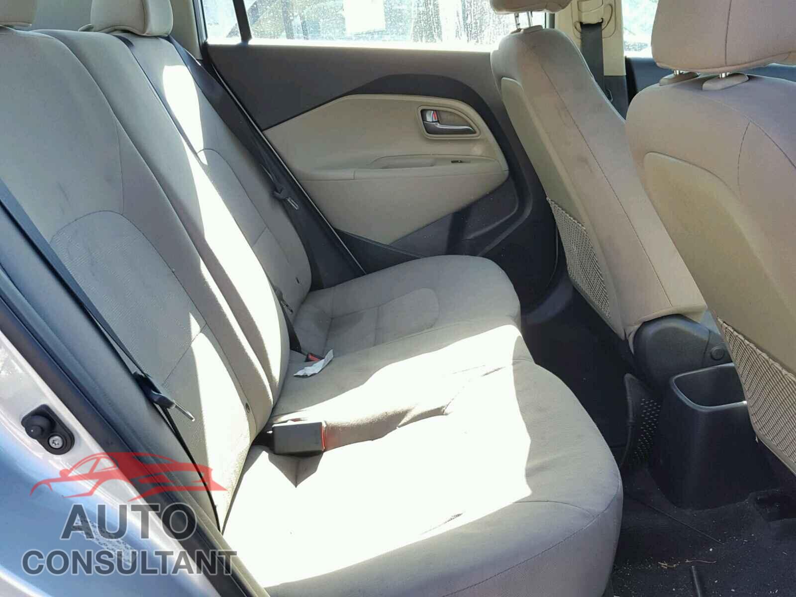 KIA RIO 2016 - KNADM4A36G6548157