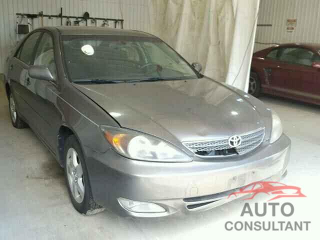 TOYOTA CAMRY 2002 - 5YFEPMAE8NP311854