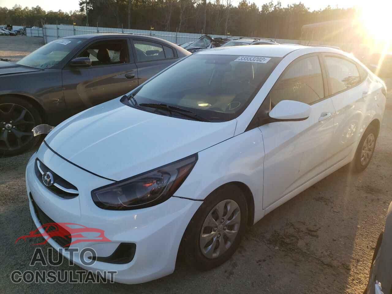 HYUNDAI ACCENT 2017 - KMHCT4AEXHU175202