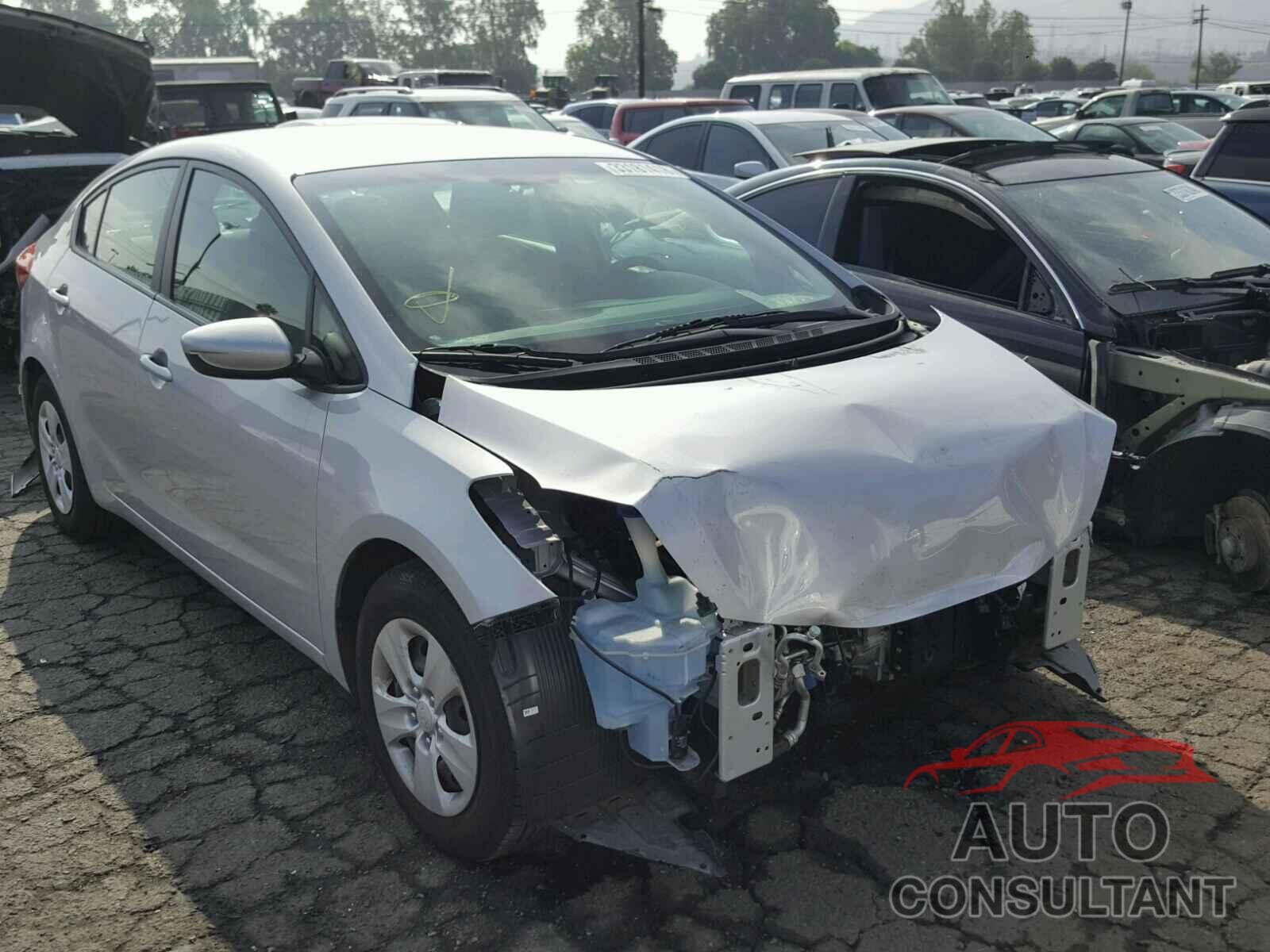 KIA FORTE 2015 - KNAFK4A60F5426827