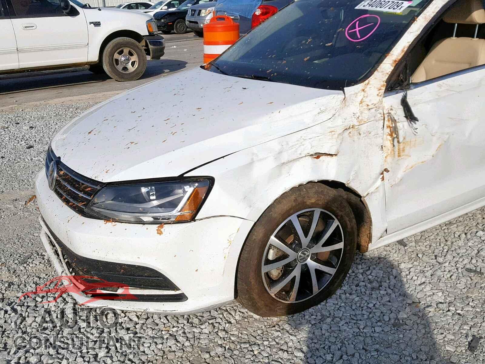 VOLKSWAGEN JETTA 2017 - 3VWDB7AJ8HM265072