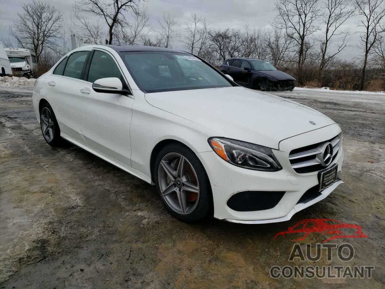MERCEDES-BENZ C-CLASS 2018 - 55SWF4KB9JU271140