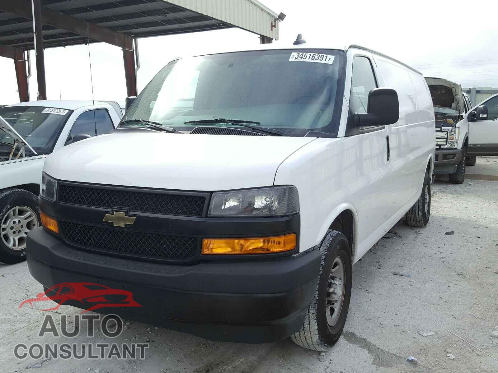 CHEVROLET EXPRESS 2019 - 1GNSCBKCXLR308920