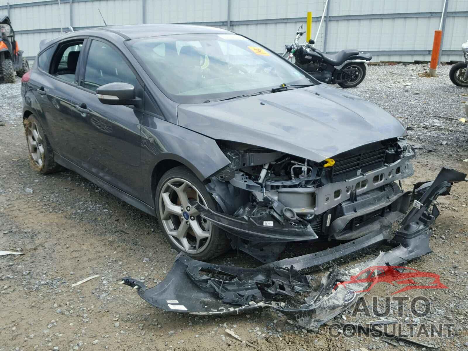FORD FOCUS 2017 - 1FADP3L99HL323729